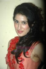Sagarika Ghatge at a glamrous fashion show to launch Indola cosmetics in India in Goregaon on 11th July 2011 (74).JPG